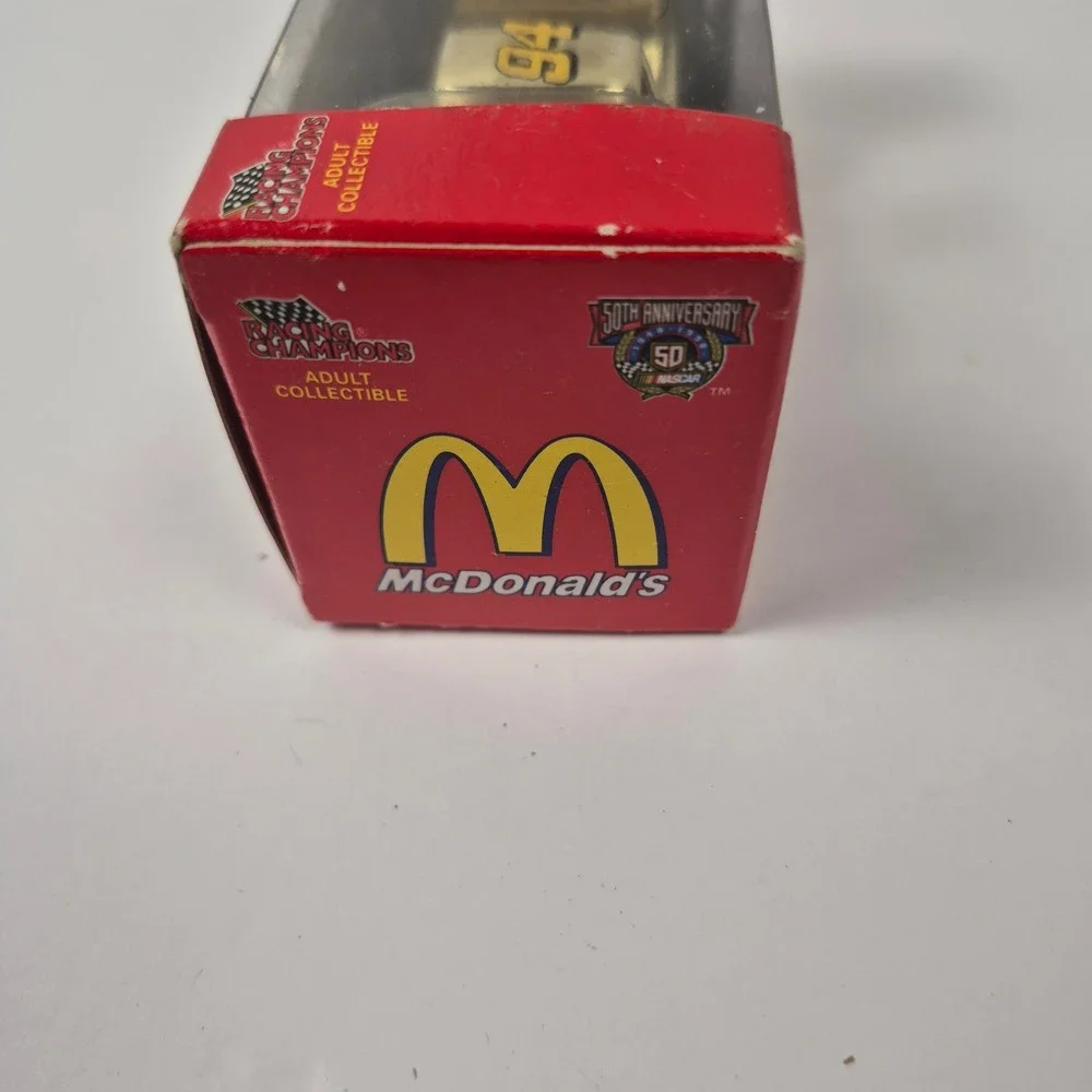 Vintage 1998 McDonalds NASCAR #94 Bill Elliott‎ Gold Truck Diecast Box